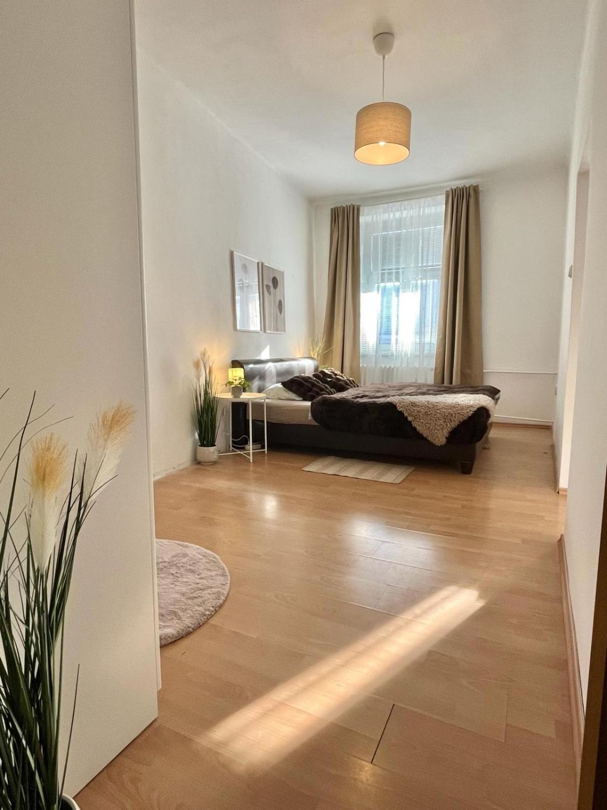 Apartment Caroline - Old Town, Ac Bratislava Exterior foto